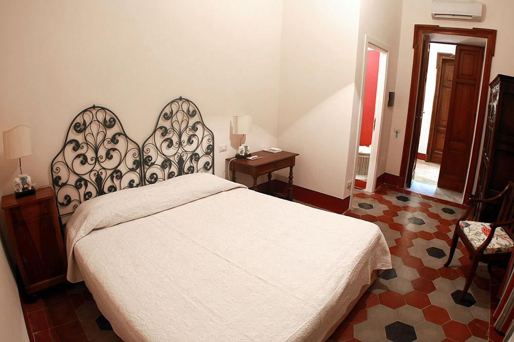 Bellezza Suites Cagliari Ngoại thất bức ảnh