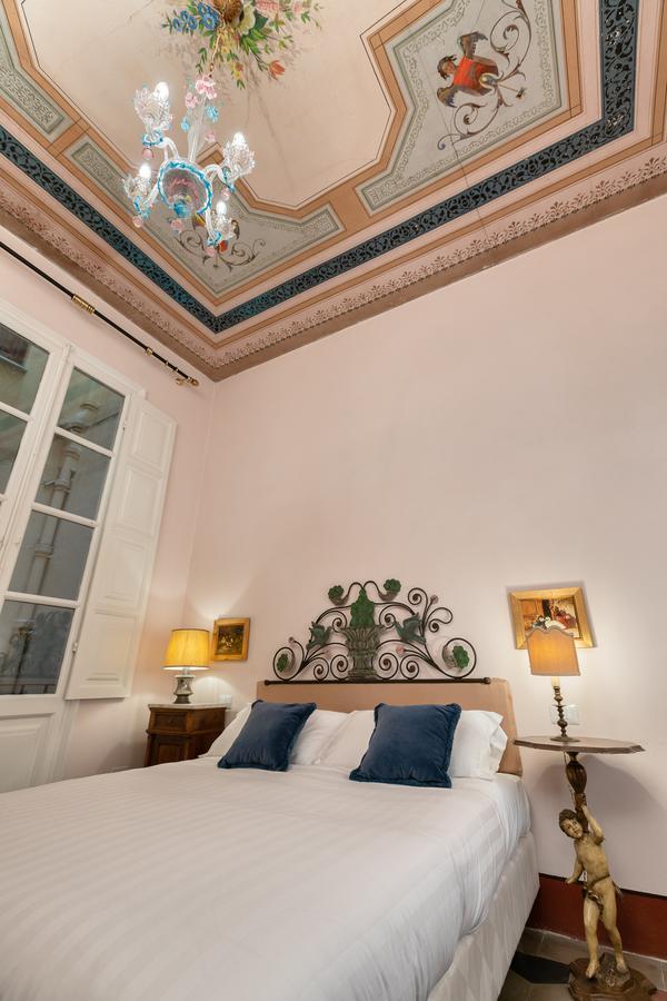 Bellezza Suites Cagliari Ngoại thất bức ảnh